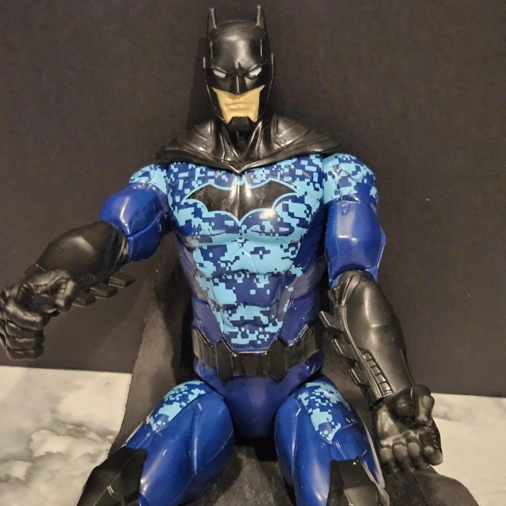 DC Bat-Tech Tactical Blue Suit‎ 12 inch Batman Action Figure